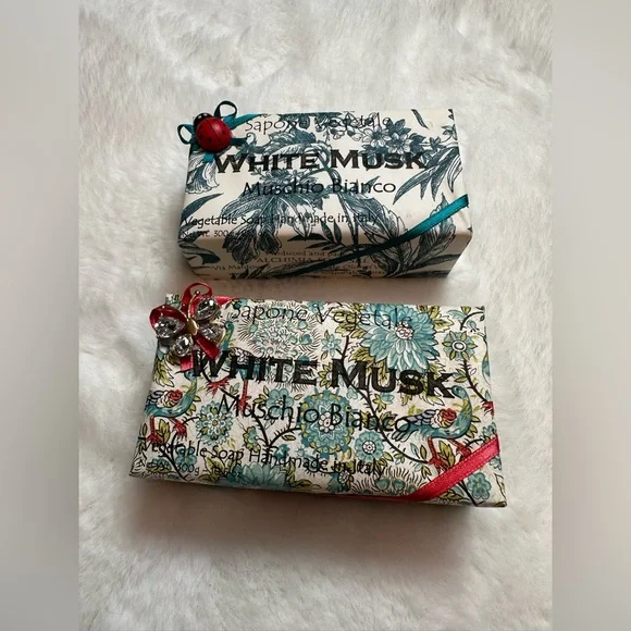 Floral Soap Set - Picture 3 of 5